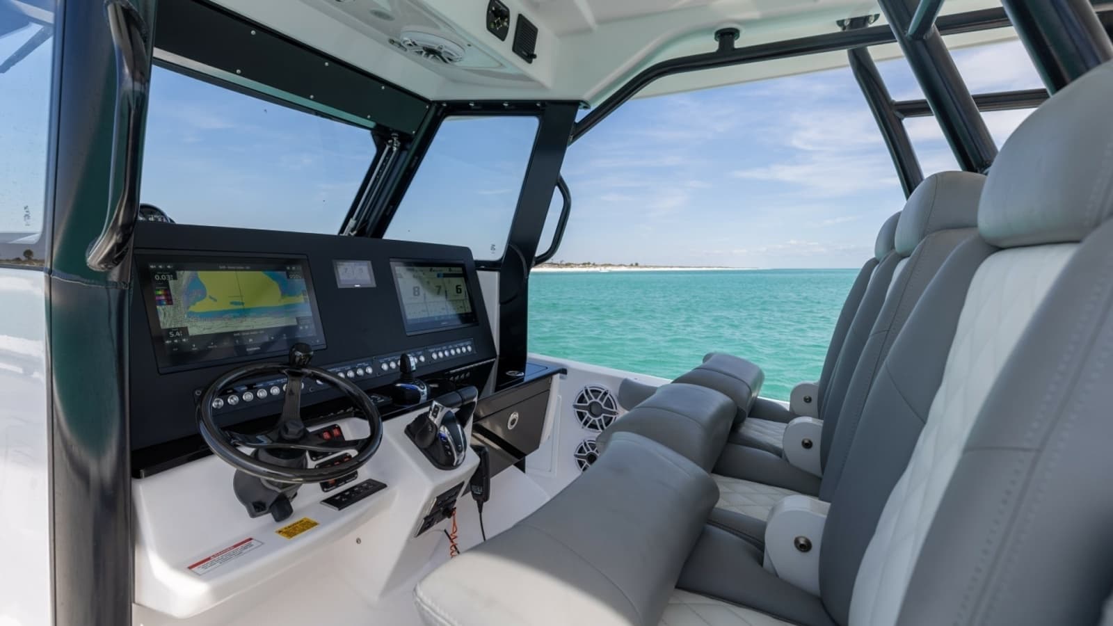2023 Everglades 365 CC-