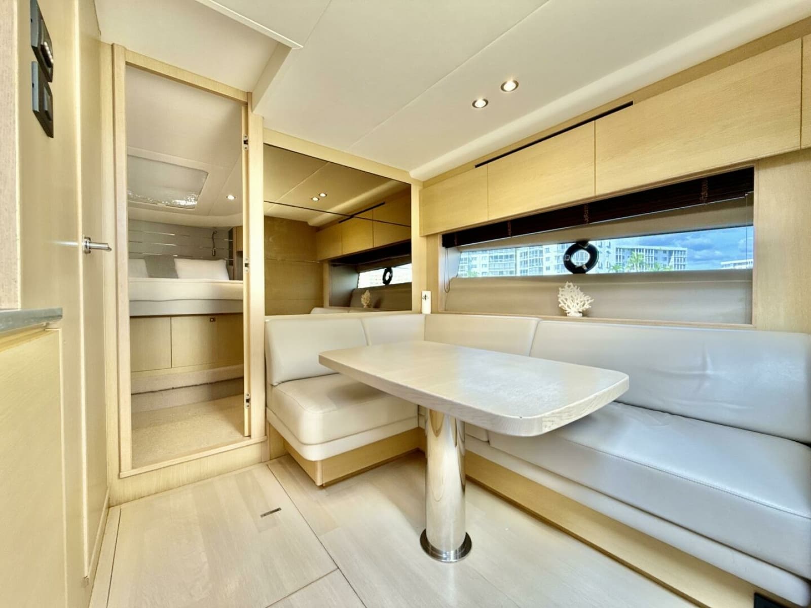Princess 58 - IL CAPO - Dinette