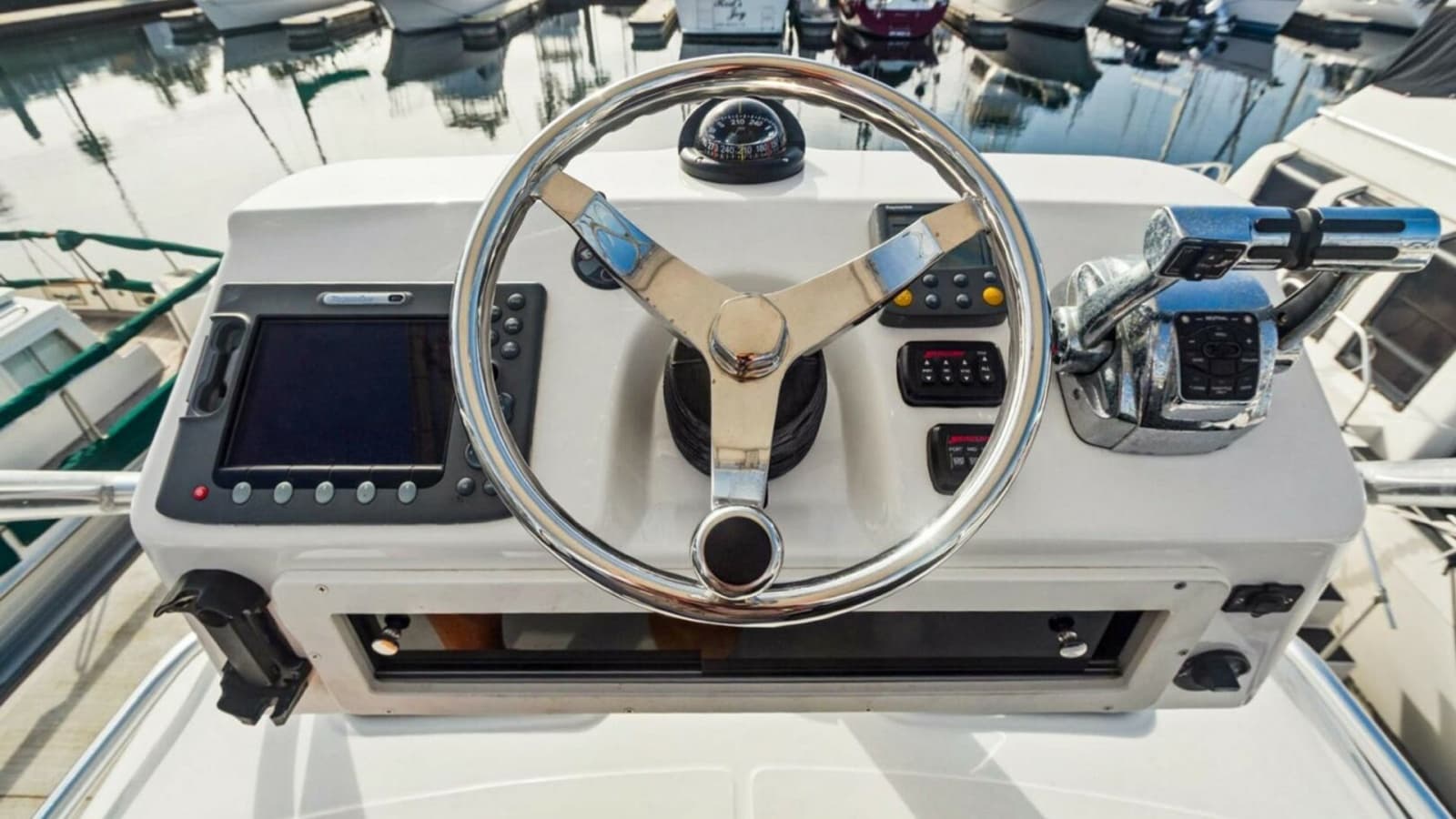 Helm Station with Steering Wheel