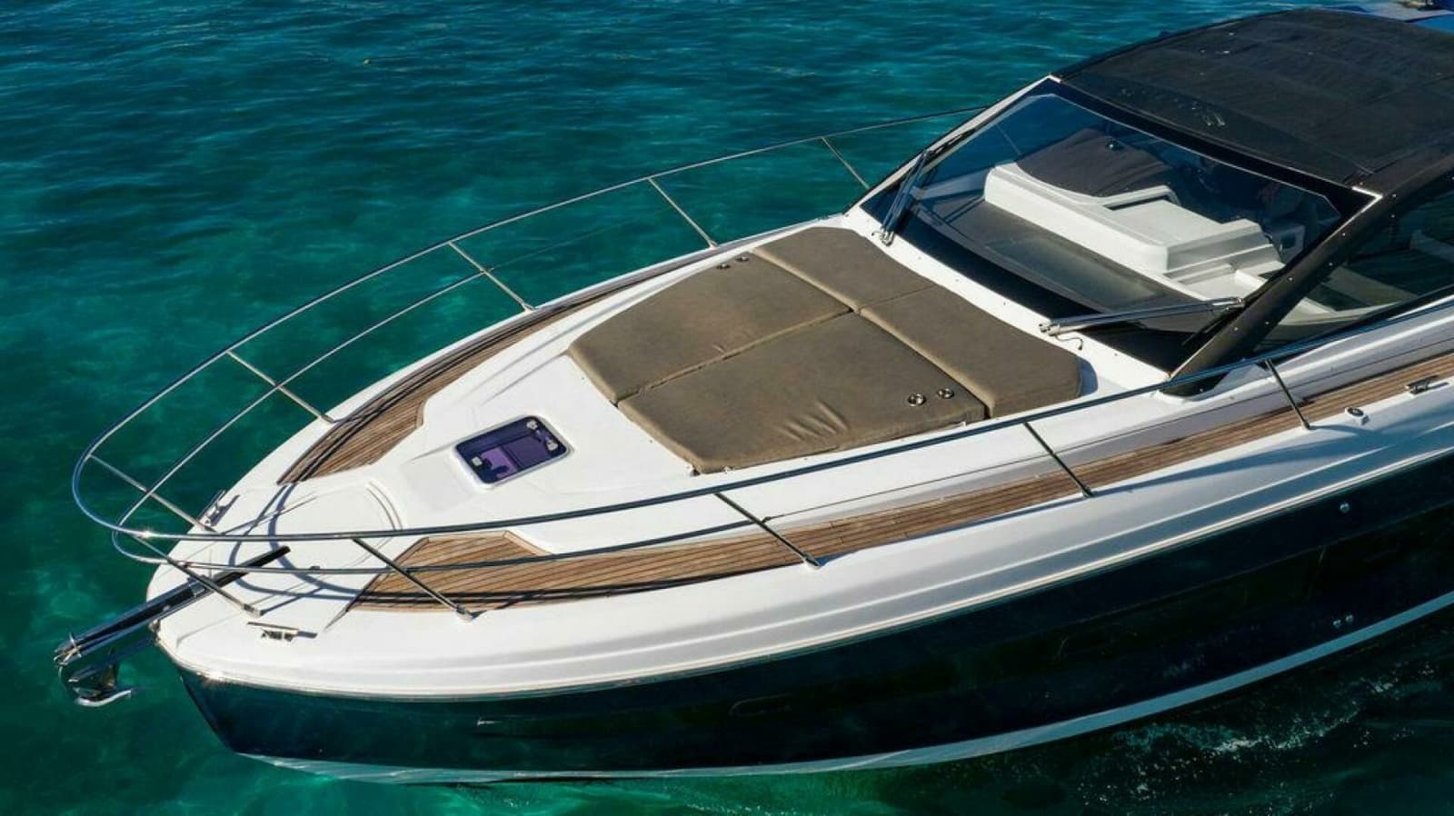 Azimut Atlantis 45 - Relax Josephine - Bow