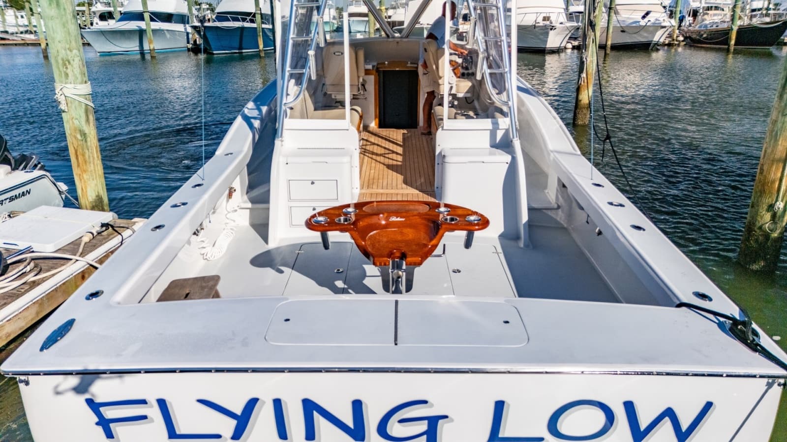 Custom Carolina 41 FLYING  LOW - Exterior
