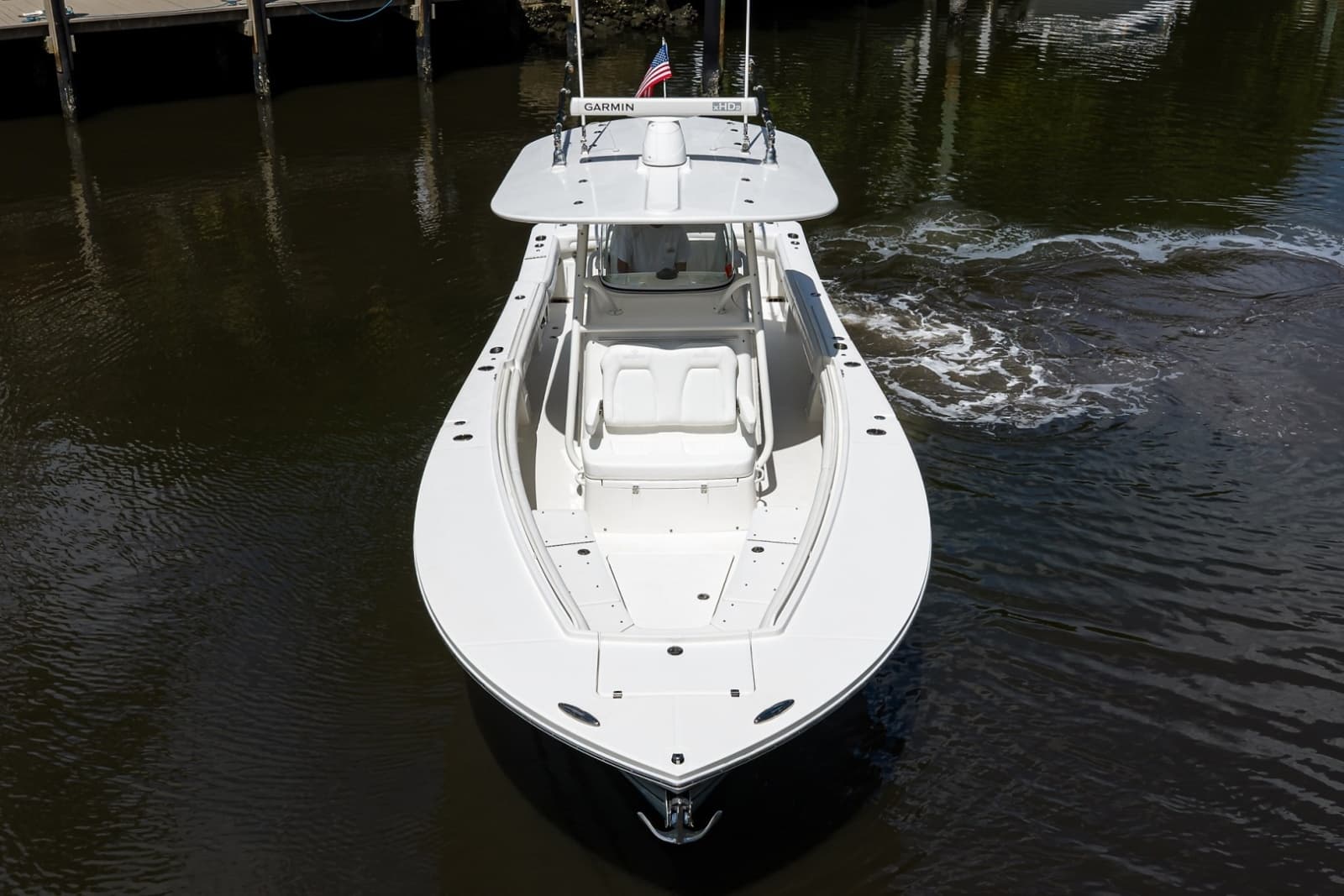 Regulator 31- Sweet Melissa - Exterior profile