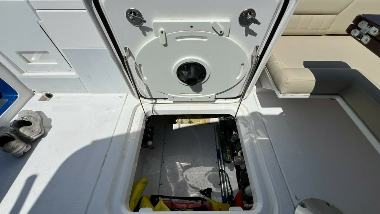 2019 Everglades 340 Dual Console- Cockpit
