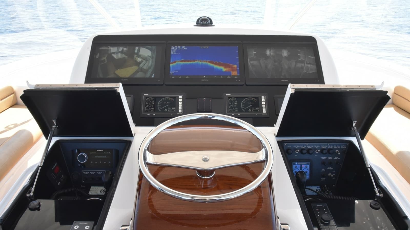2016 Viking 55 Convertible TAG Team