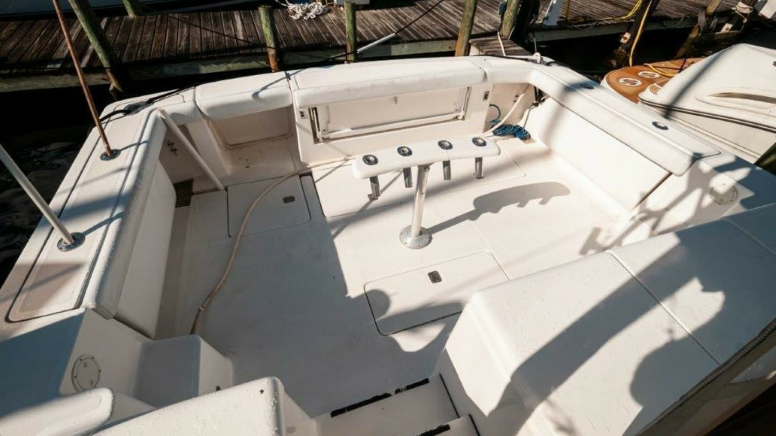 2003 Tiara Yachts 4200 Open Kingfisher Cockpit 2