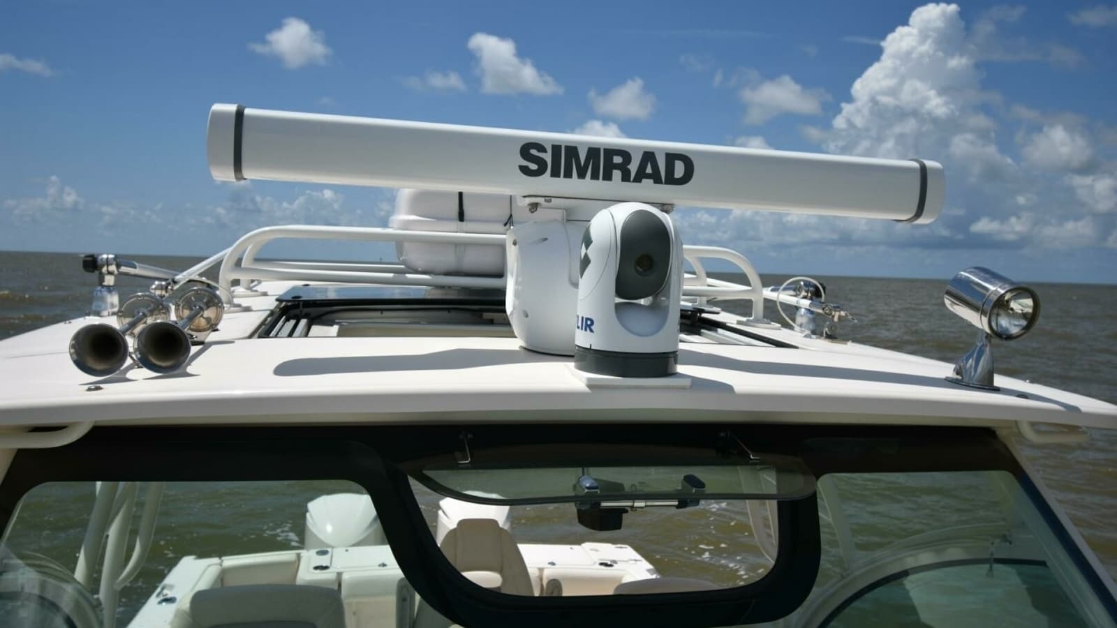 2016 Grady-White 330 Express