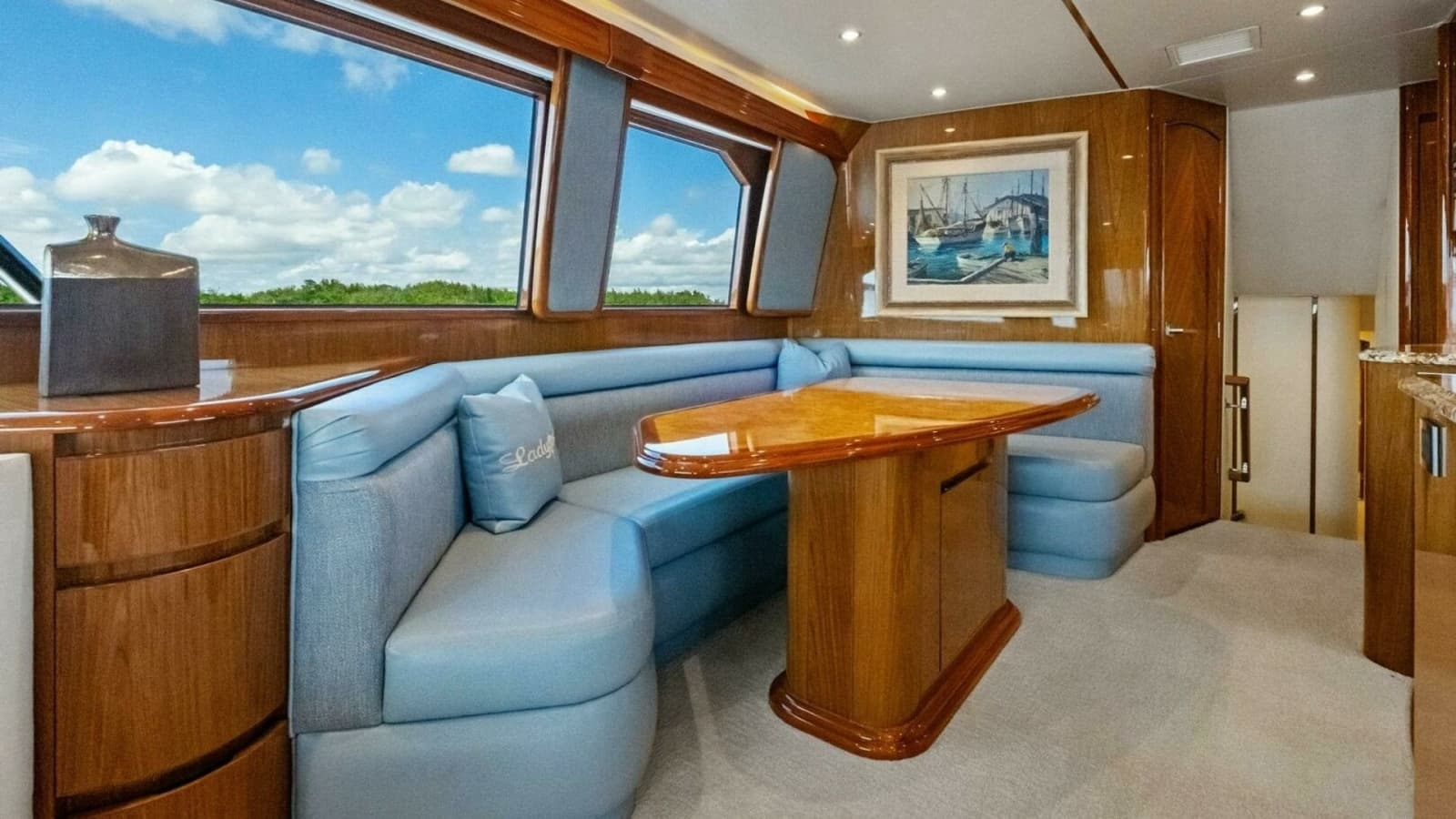 2012 82 Viking Convertible - Lady Di