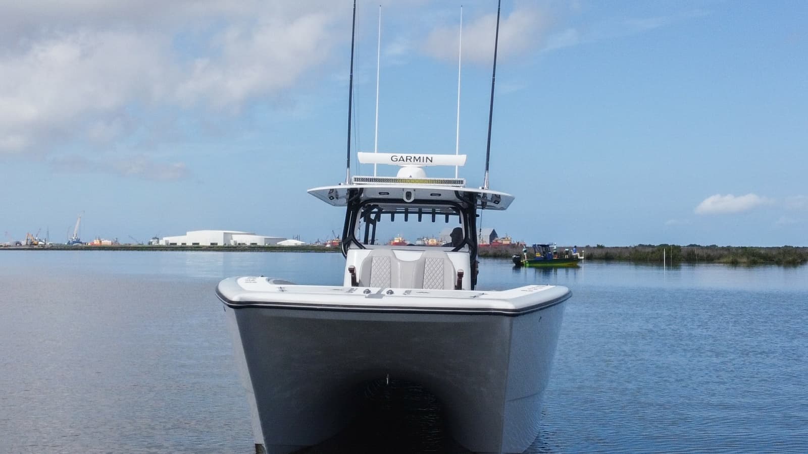 Bow View of Freeman 42 LR