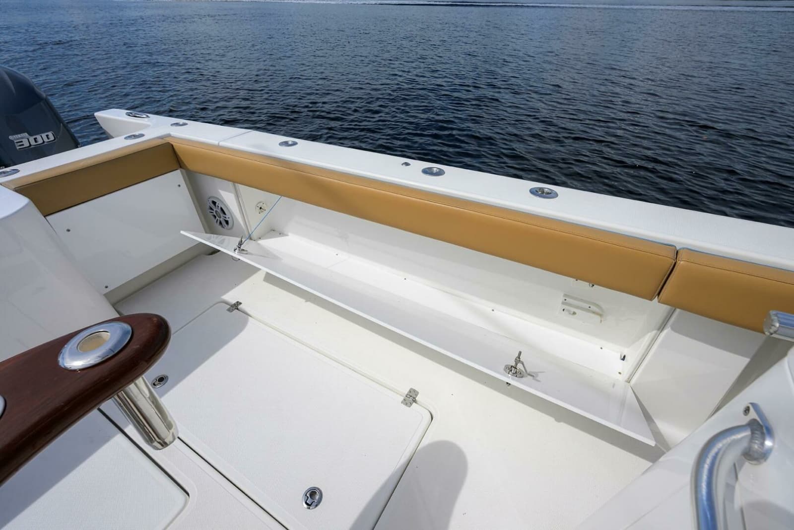 2018 Buddy Davis 42 Center Console - Cockpit