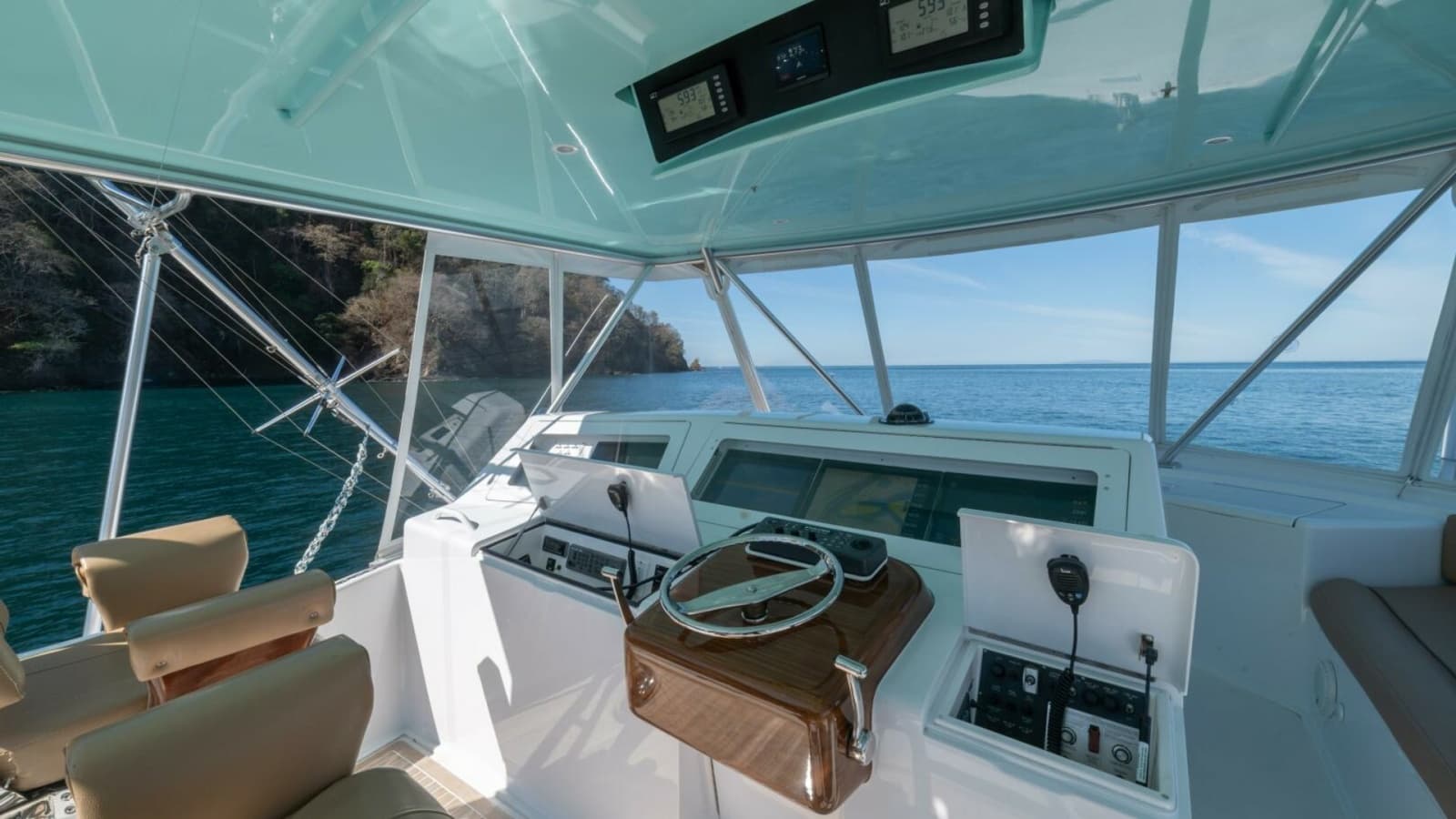 2006 Viking 56 "Scandaloso"
