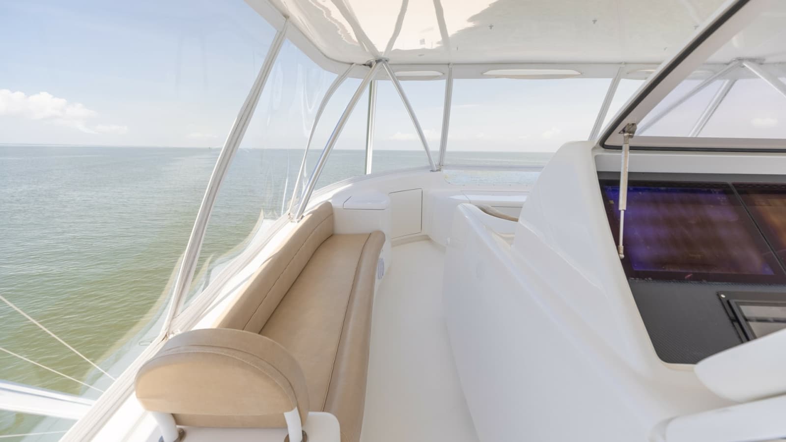Flybridge Seating with Ocean View
