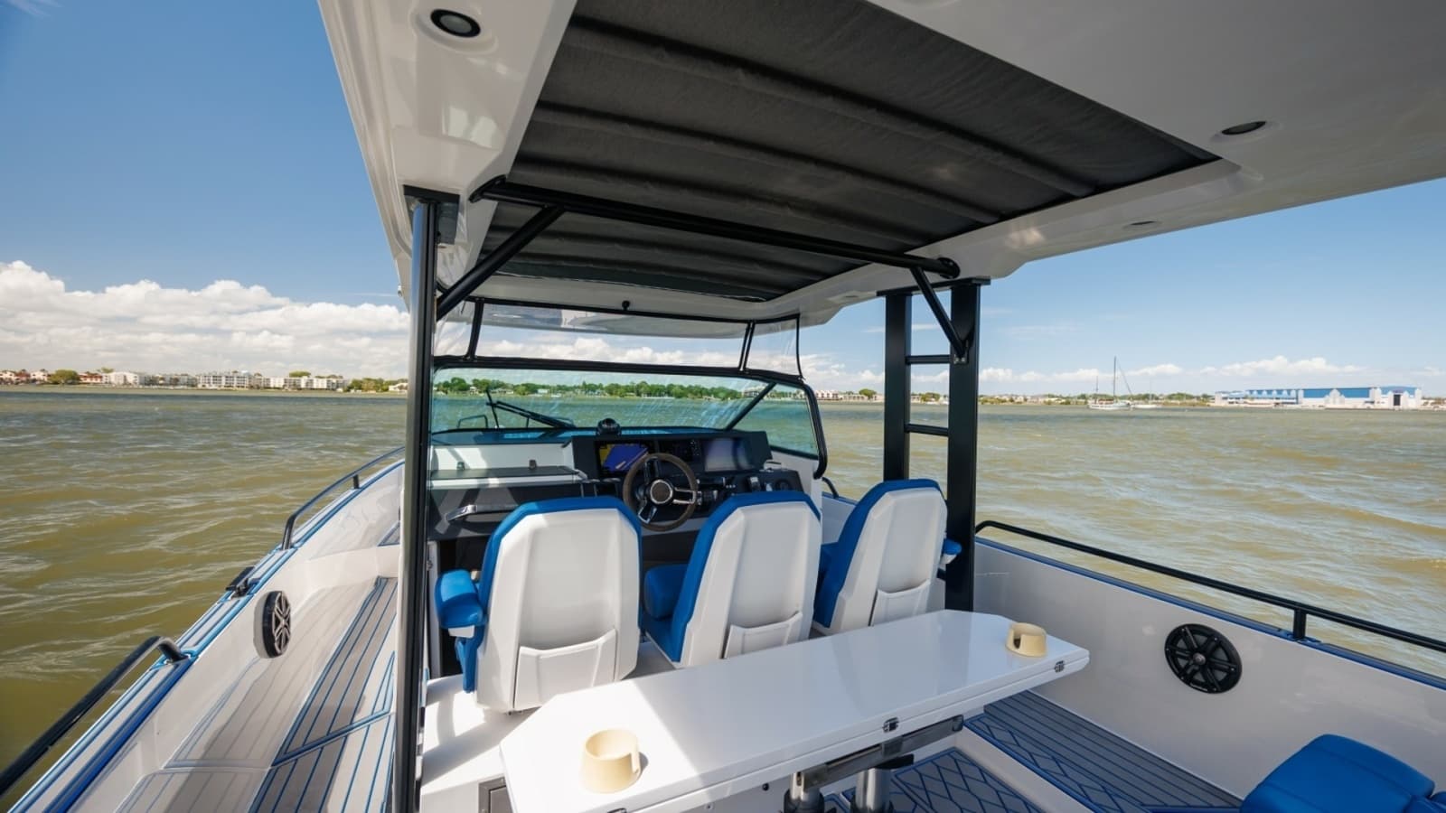 2019 Axopar 37 Sun Top