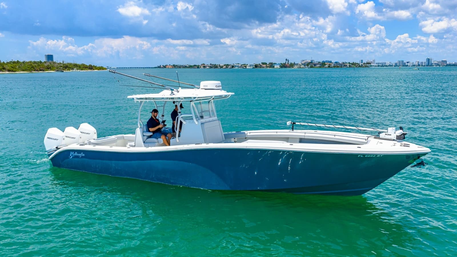 Side Profile of 2021 Yellowfin 36 Offshore