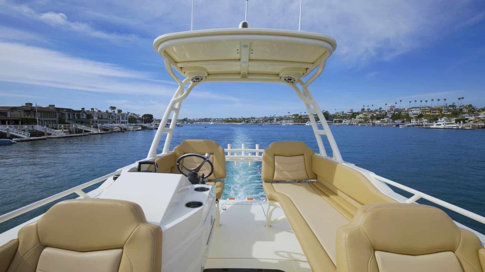 2022 Scout 530 LXF "Prime Time" Flybridge Helm Station.