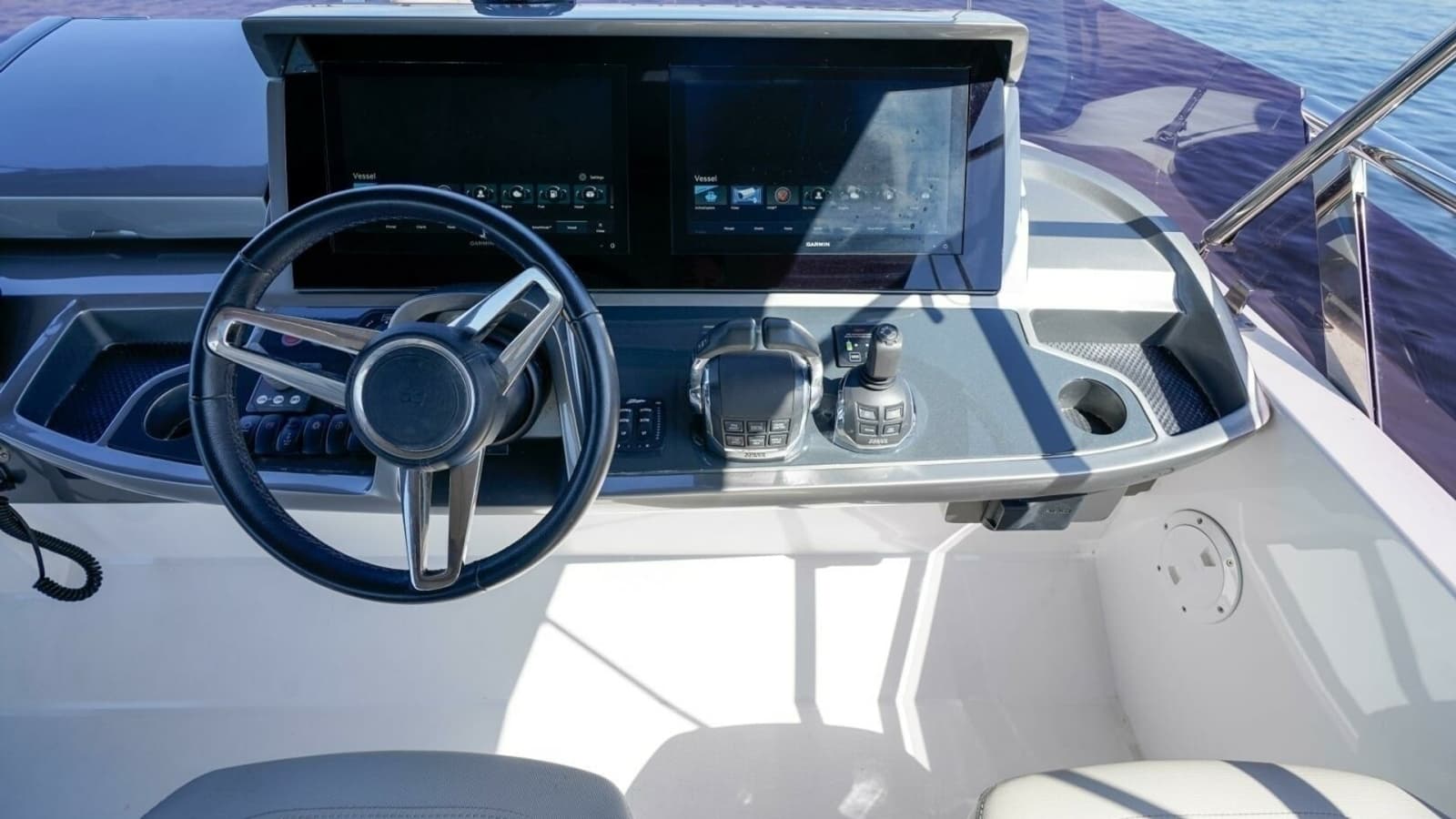 2021 Princess F50- MAKING TIME- Flybridge Helm