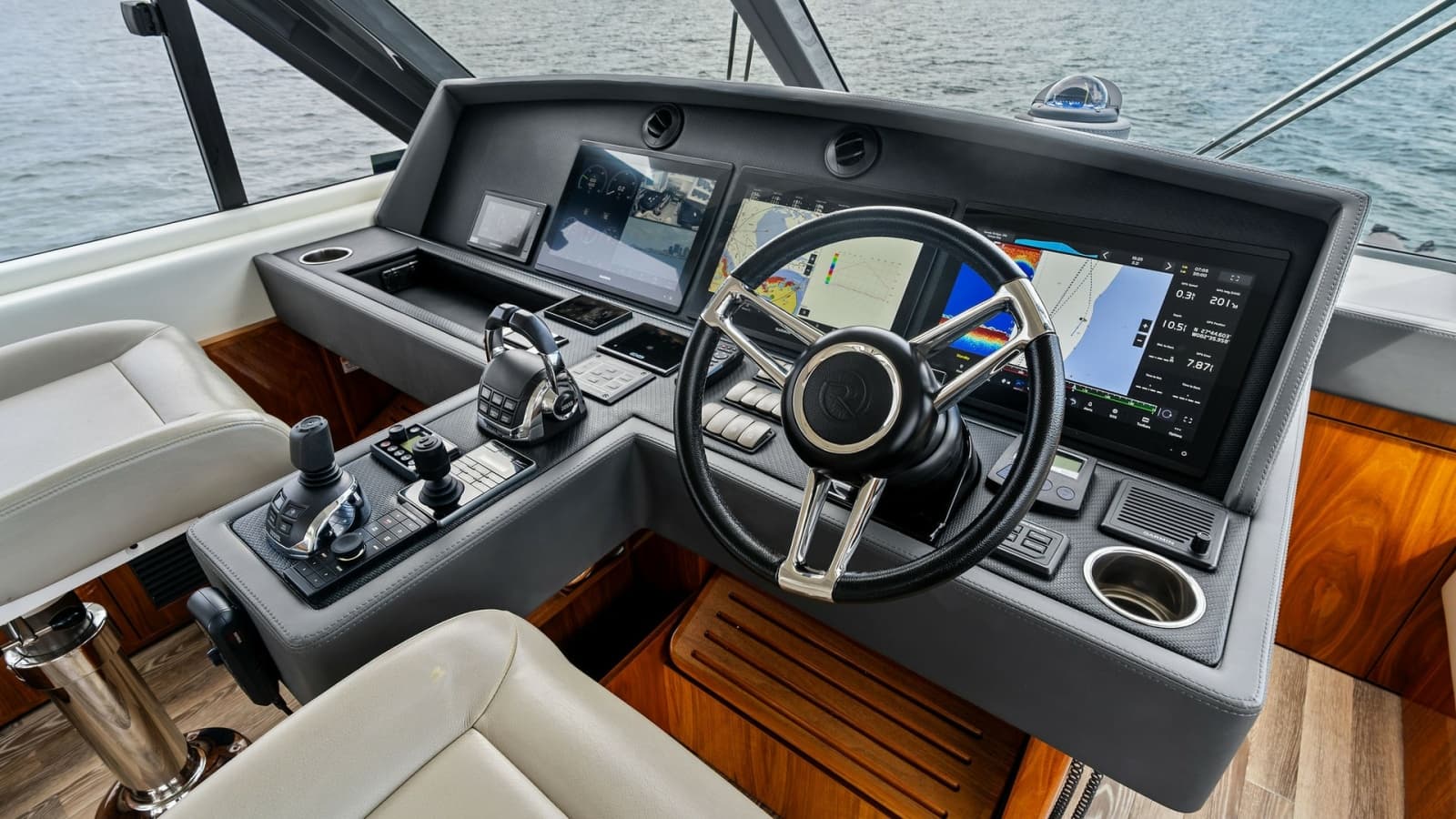 Helm Station with Advanced Electronics