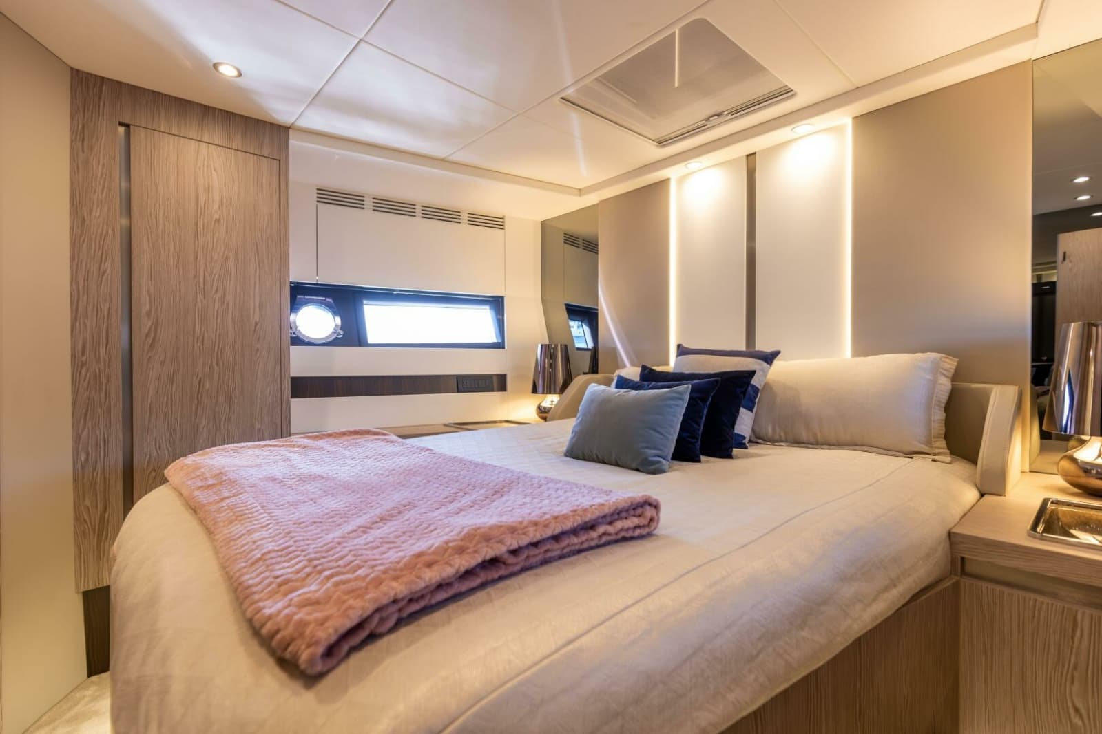 Azimut 60 - Azure - Stateroom