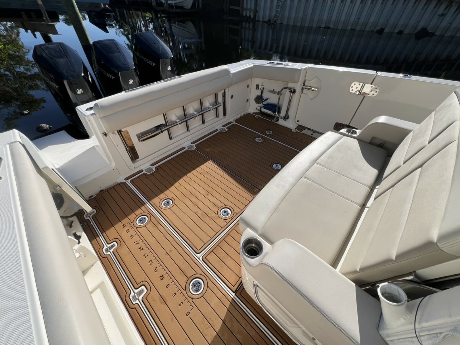 2017 Boston Whaler 380 Outrage