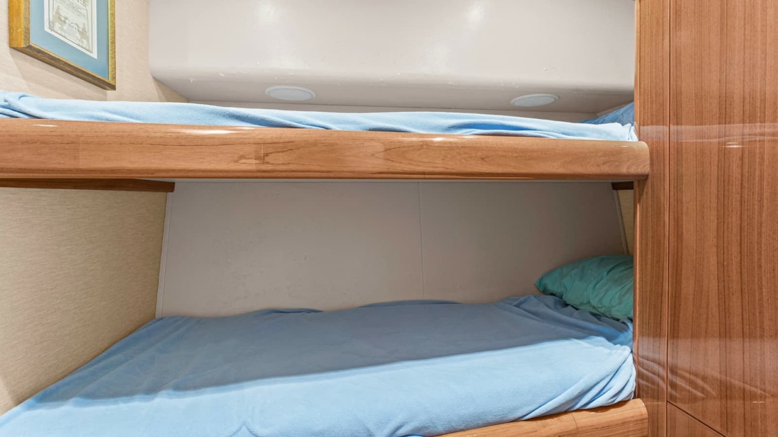 2005 61 Viking Enclosed Bridge Kelkat Rear Stateroom