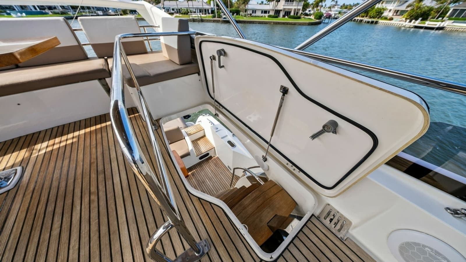 2015 Prestige 550 'Legacy'
