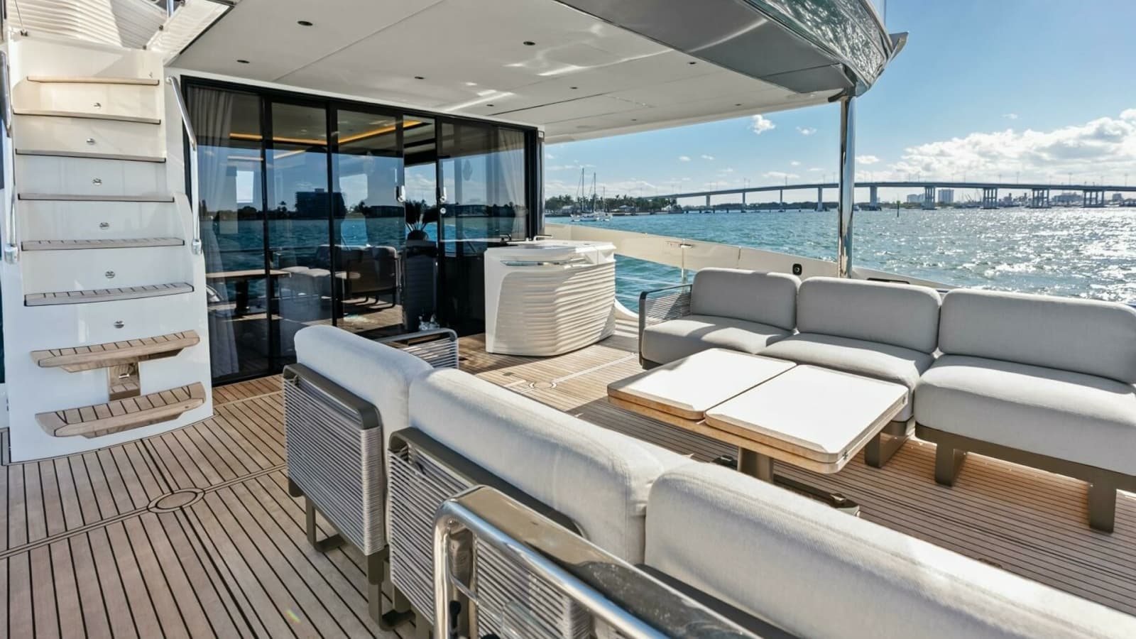 2025 Absolute 75 Navetta