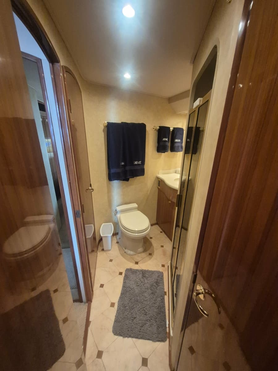 2006 Viking 56 Convertible