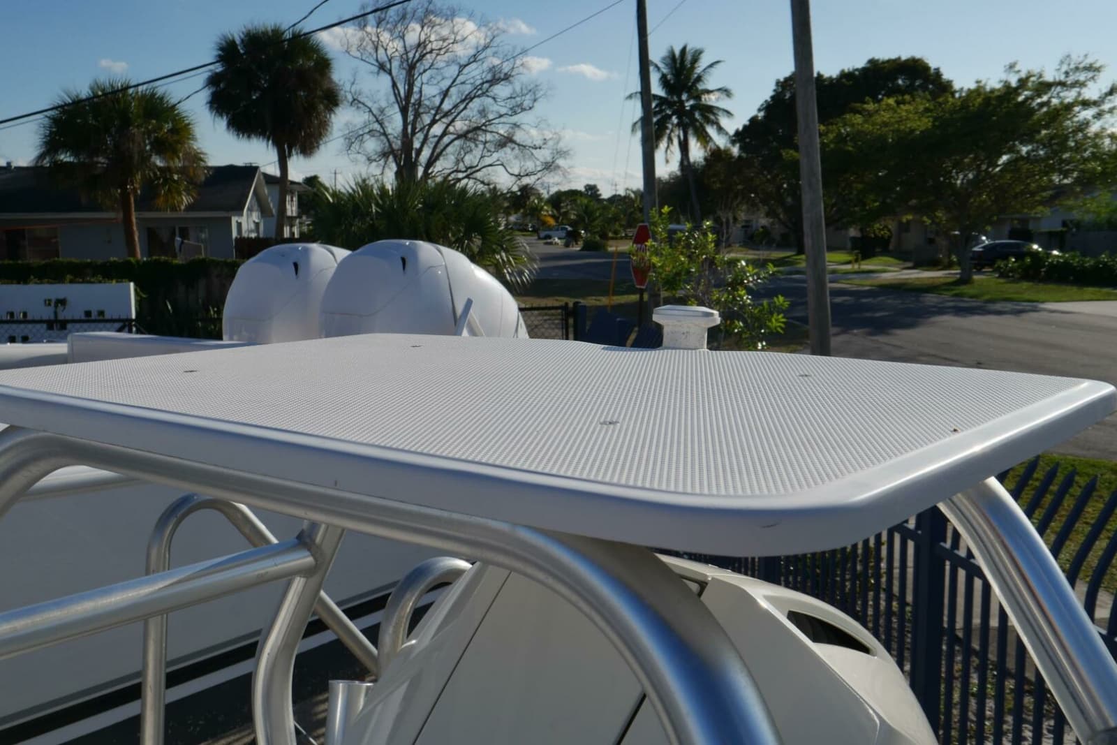 Boston Whaler 31 - CHUCK - Engine