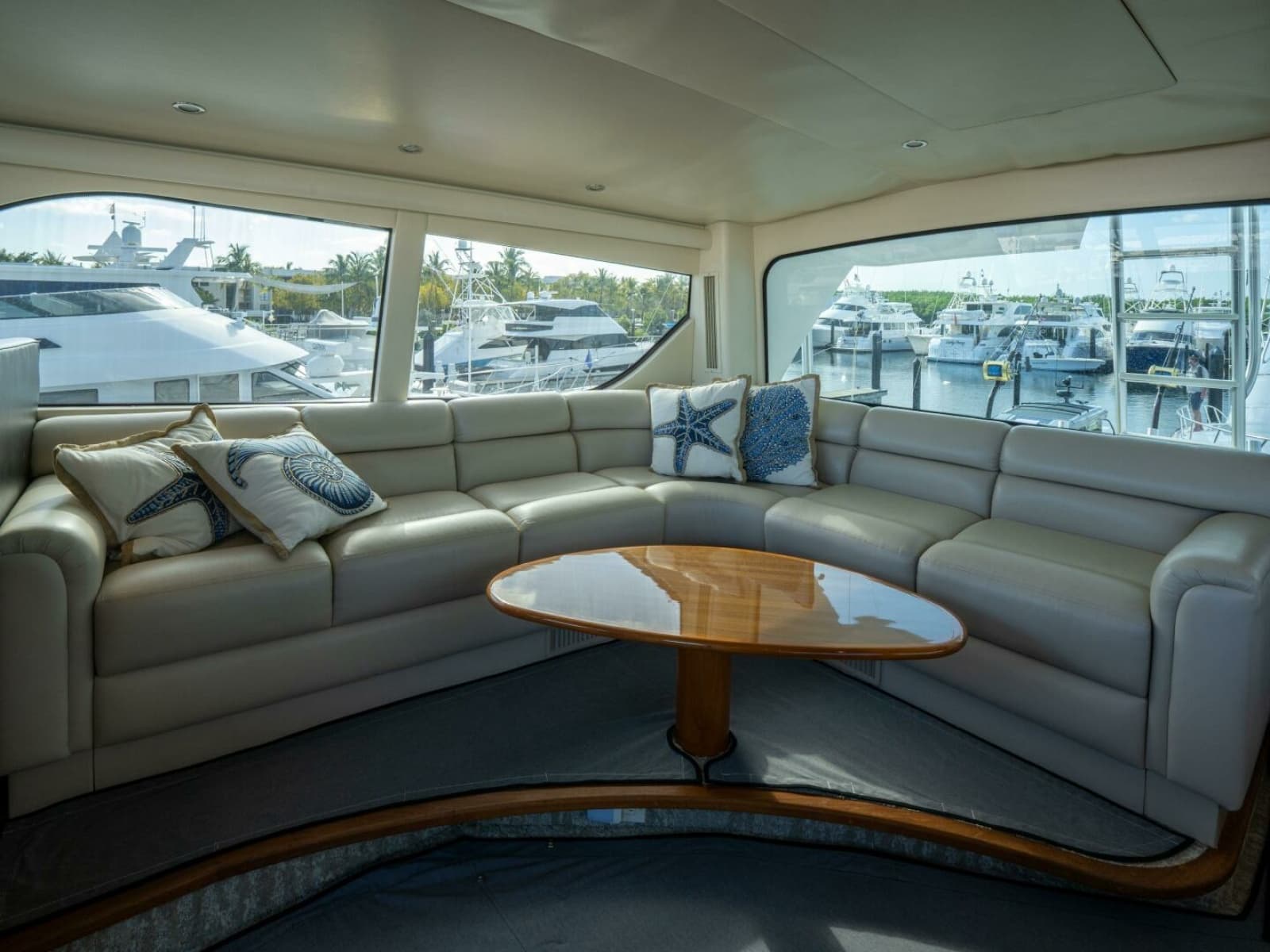 Viking 74 STREAM RUNNER- Flybridge