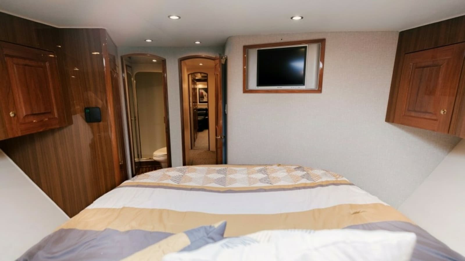 2006 Viking 74 Enclosed Bridge "KickBack"
