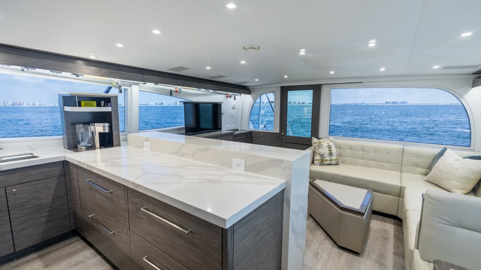 2021 65 Hatteras GT On the DL Salon-Galley (15)