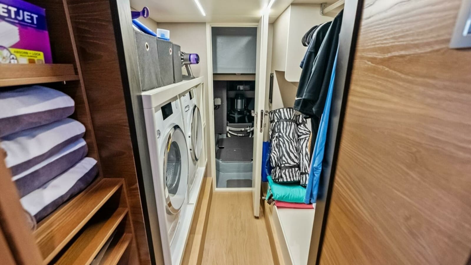 2025 Absolute 75 Navetta