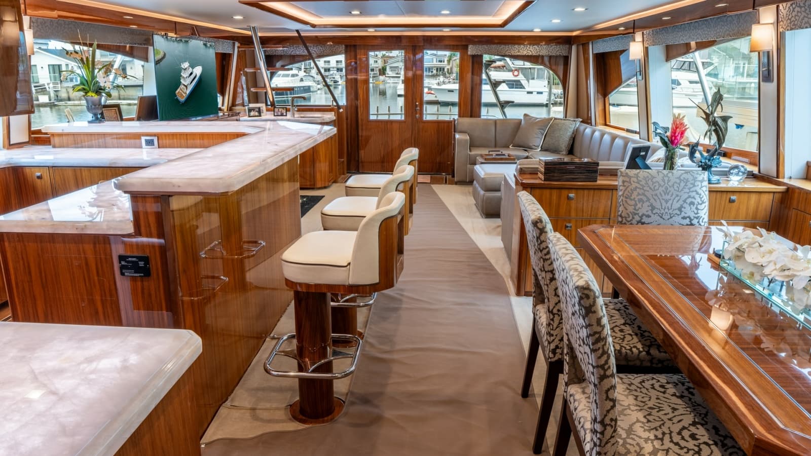 2020 Viking 92 Skybridge "After Midnight"