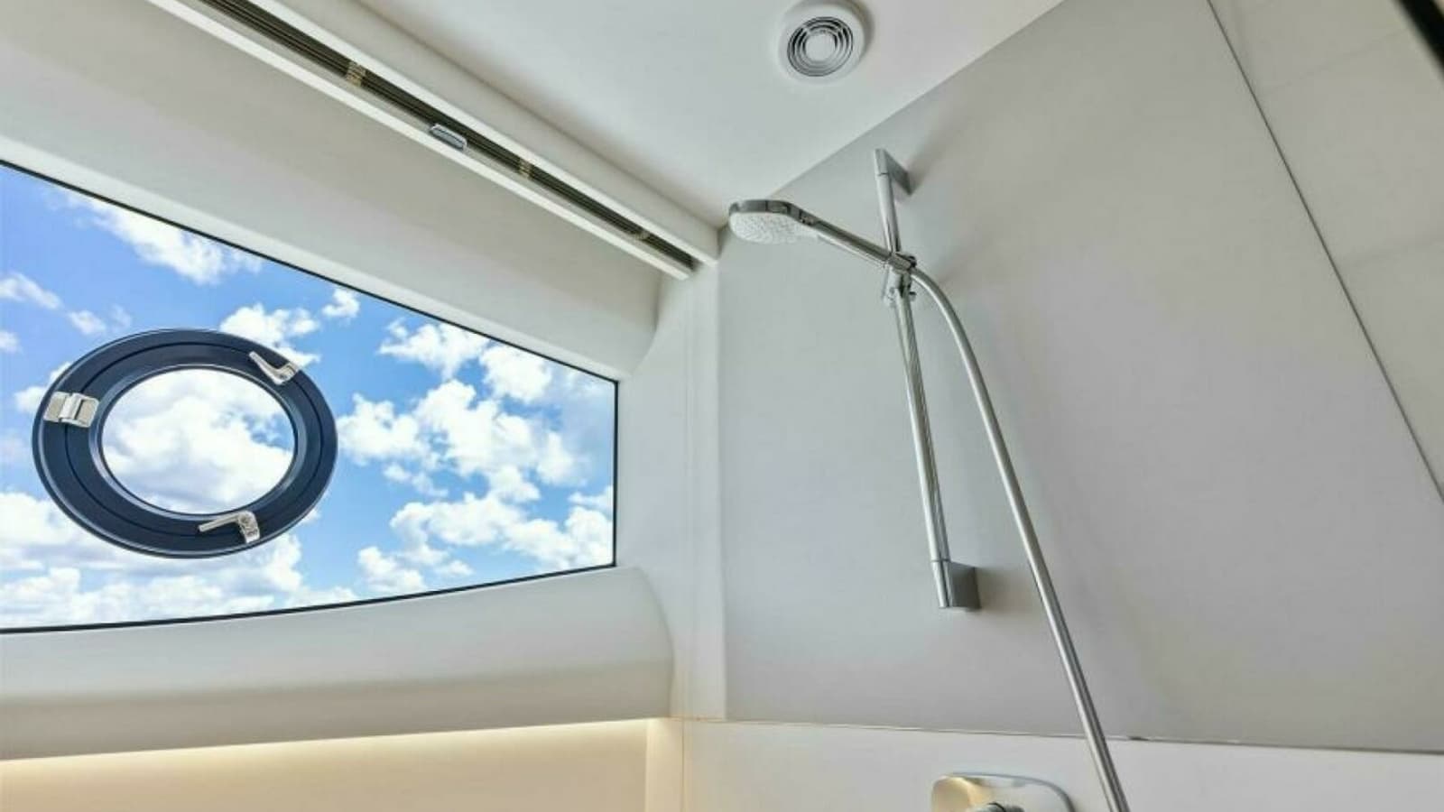 2024 Princess Y72 Motor Yacht