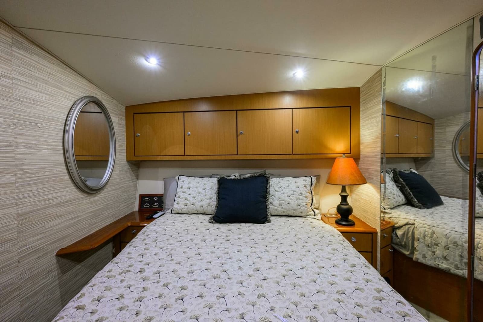 2001 Ocean Yachts 56 Super Sport