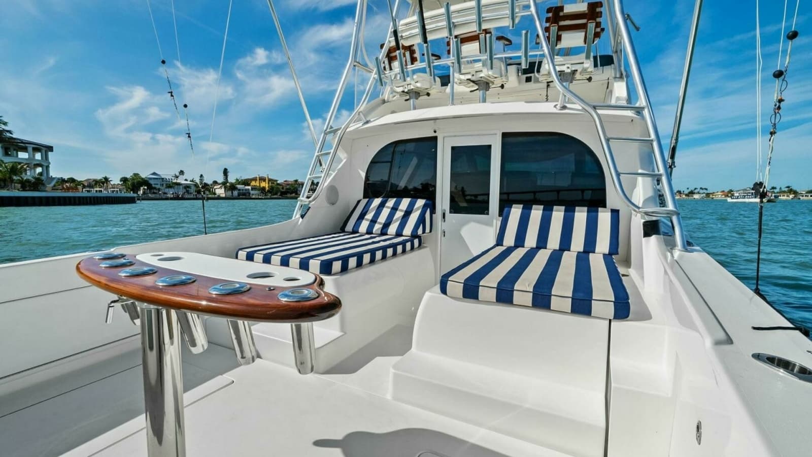 2017 Bertram 35 Flybridge