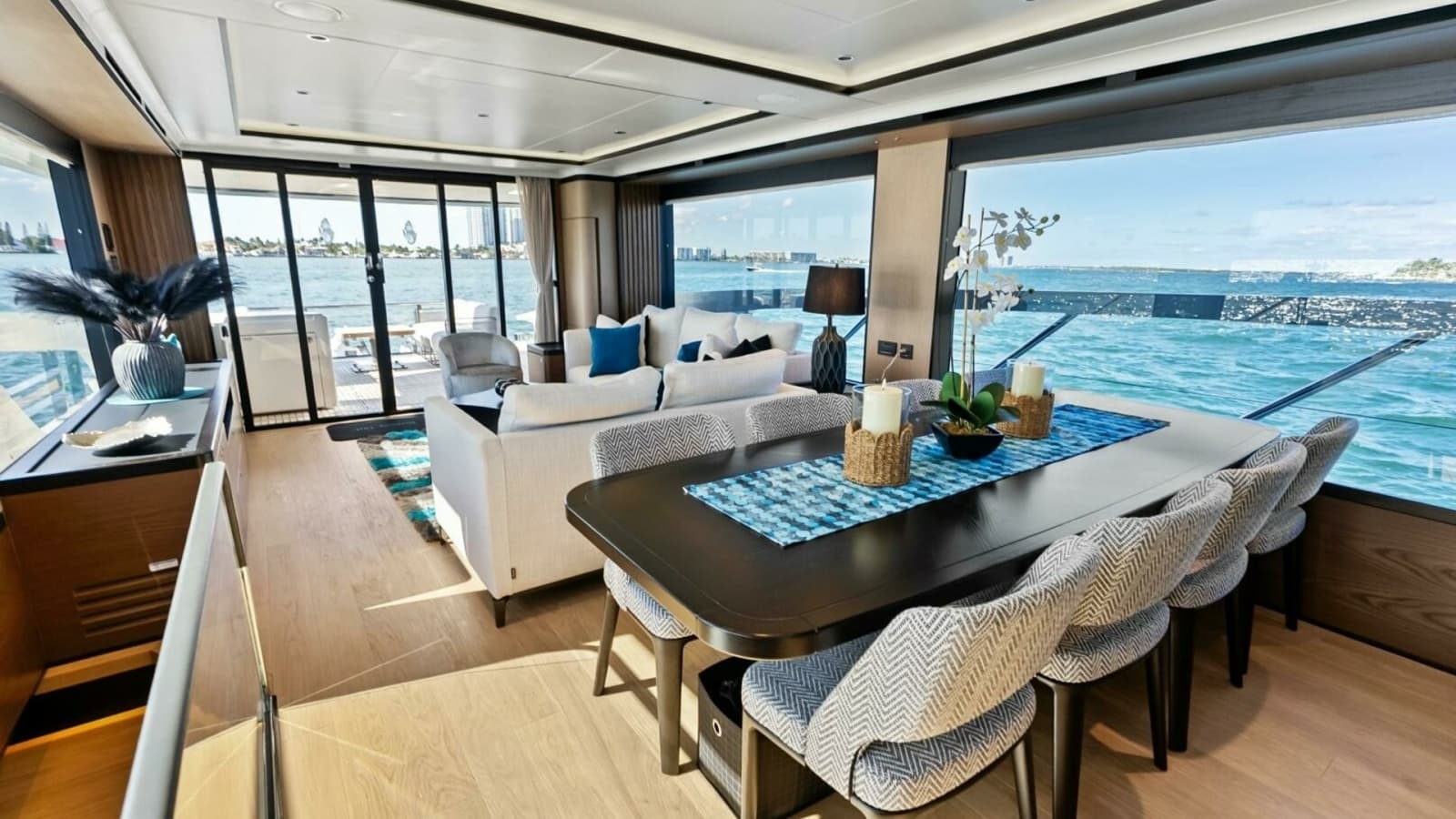 2025 Absolute 75 Navetta