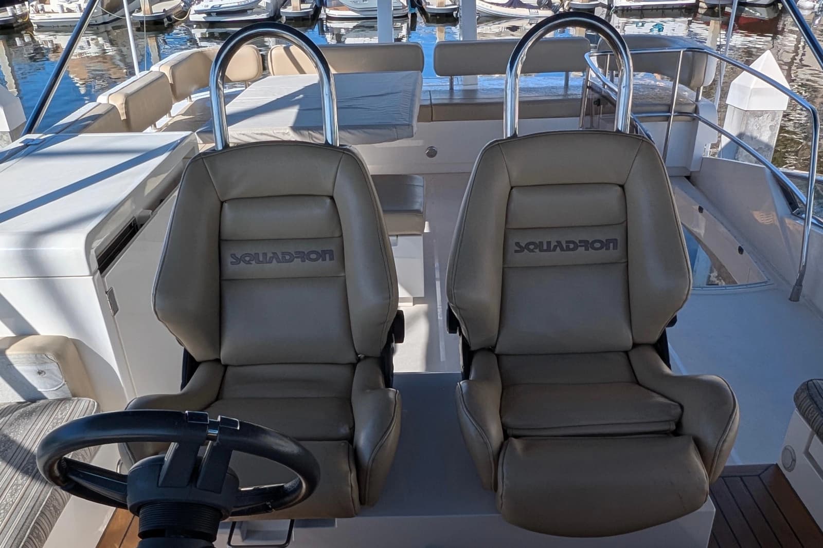 2010 Fairline Squadron