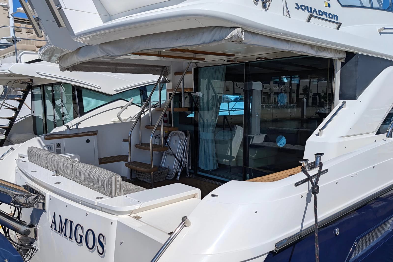 2010 Fairline Squadron