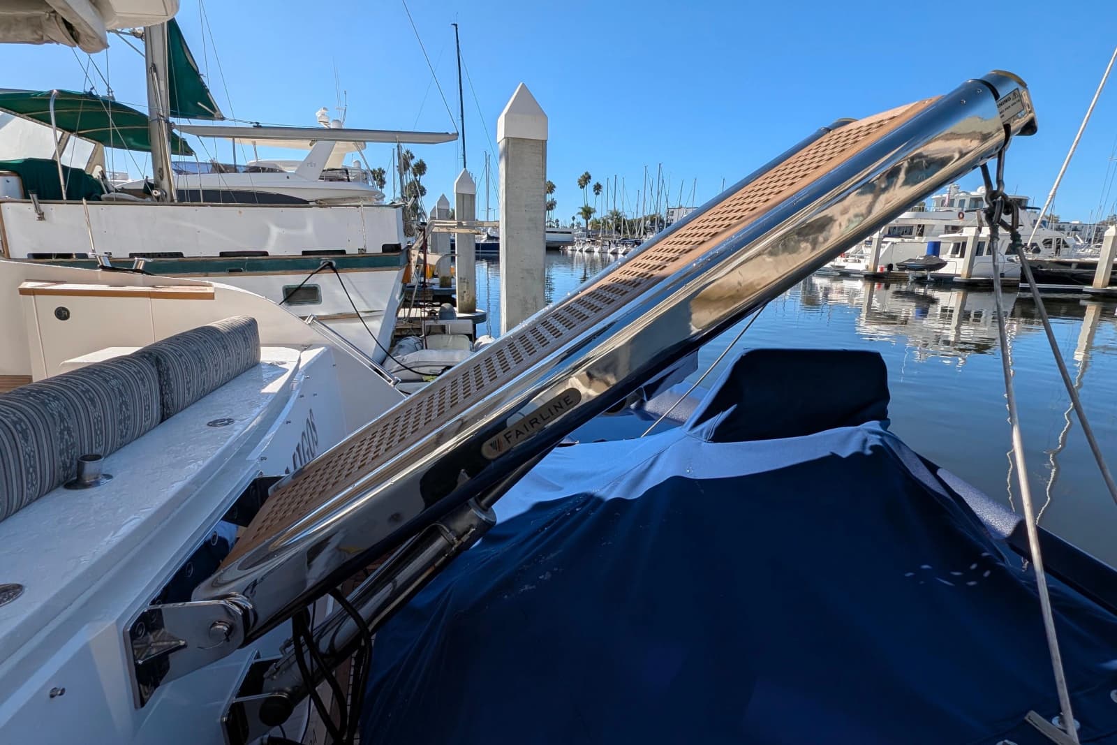 2010 Fairline Squadron