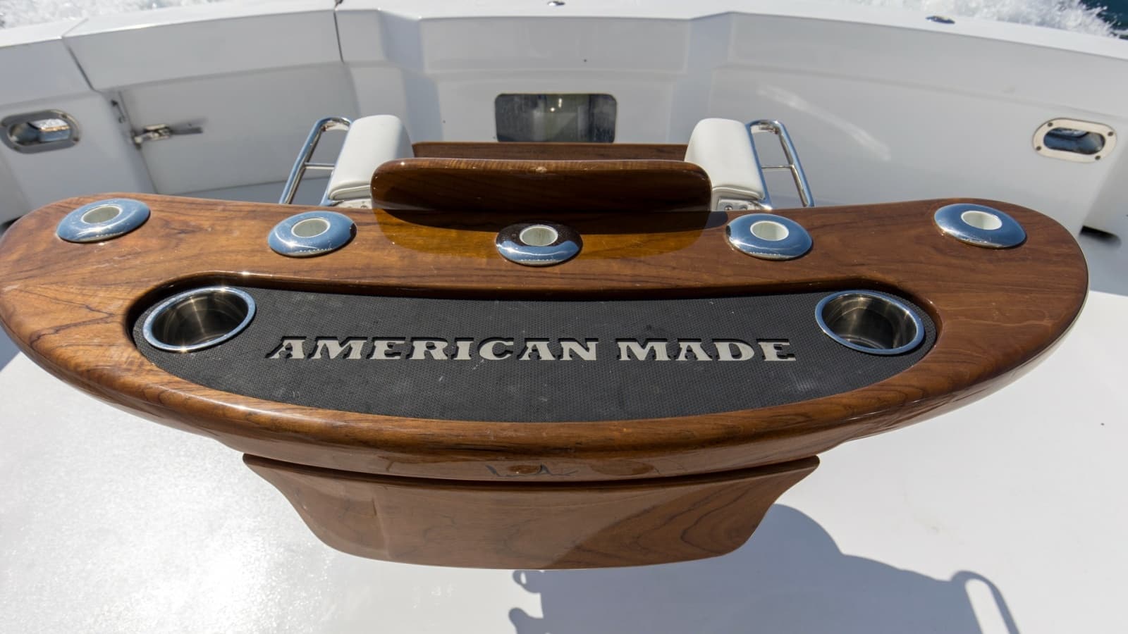 2008 54 Hatteras Convertible American Made Rear Deck (1)