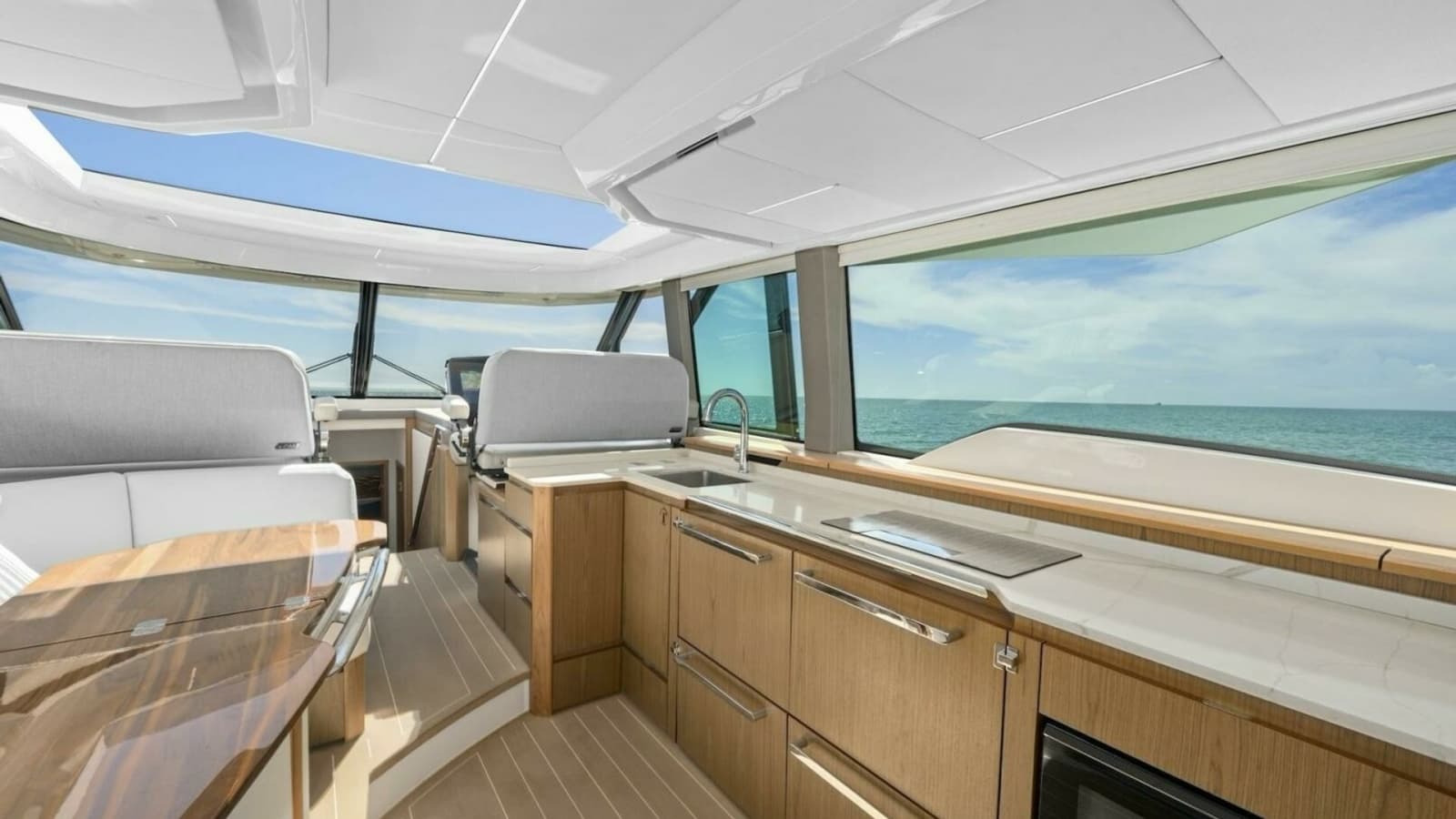 2023 Tiara Yachts EX 60 TRANQUIL MOMENTS II