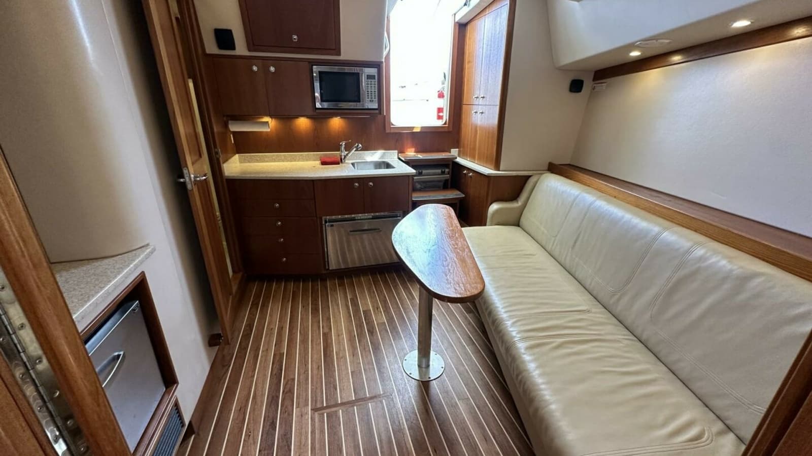 "SQUID INC" | 2007 Albemarle 360 Express