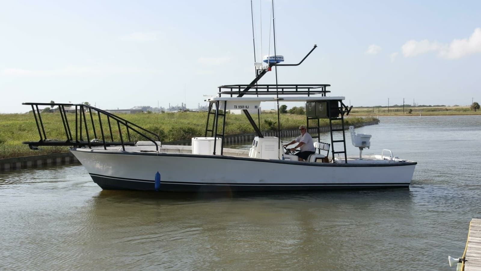 1997 Custom 31 Center Console Pullin Drag