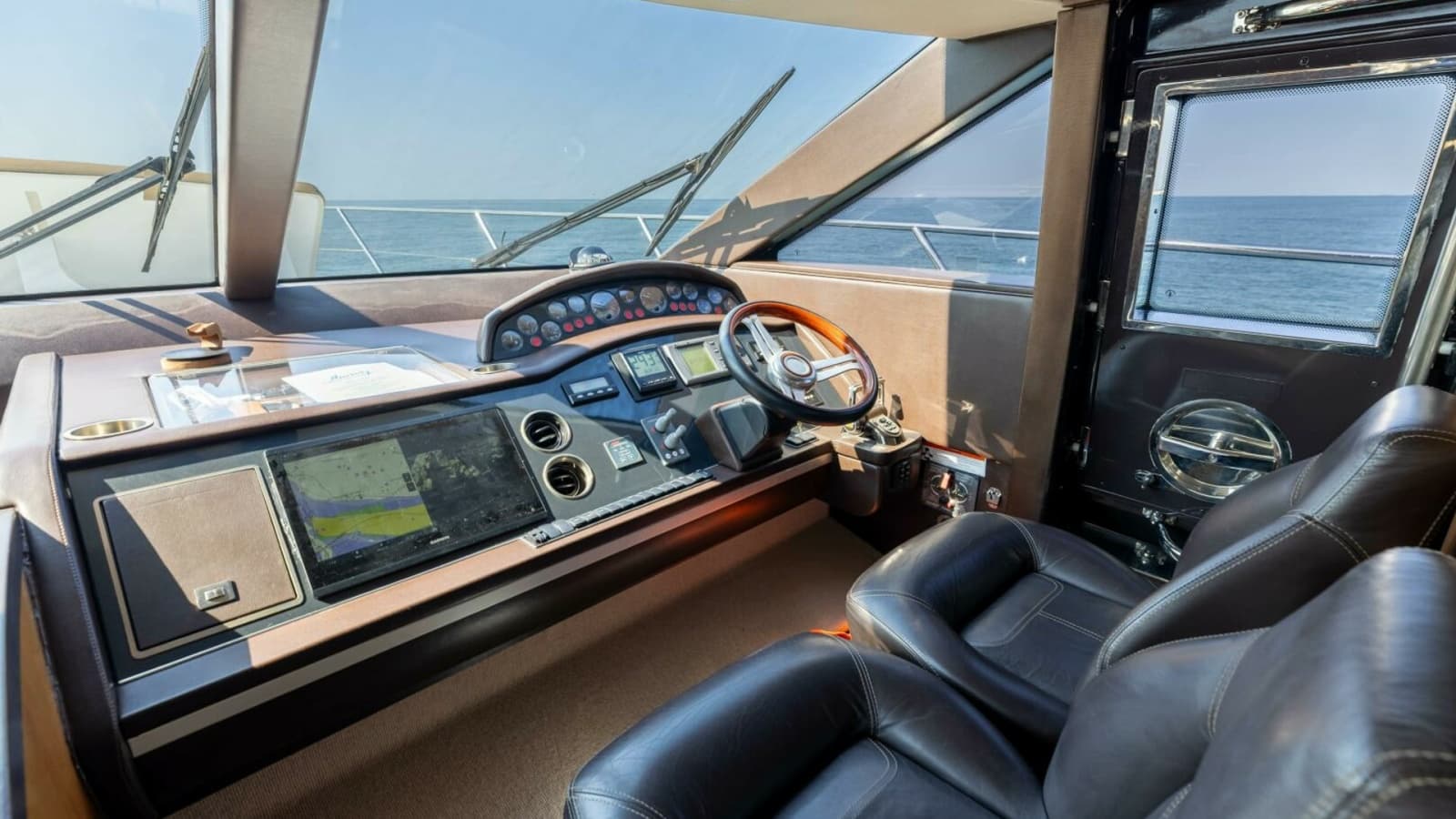 2011 Princess 64 'Harbor Story' - Helm