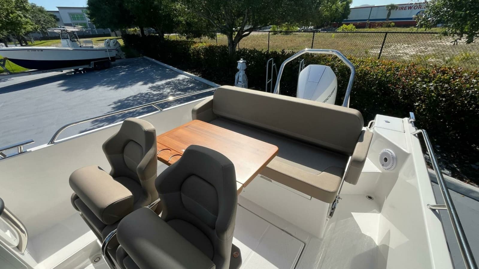 2024 Nimbus Tender 8