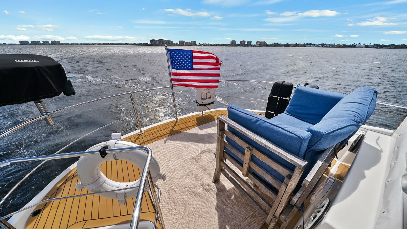 2008 Carver 56 Voyager