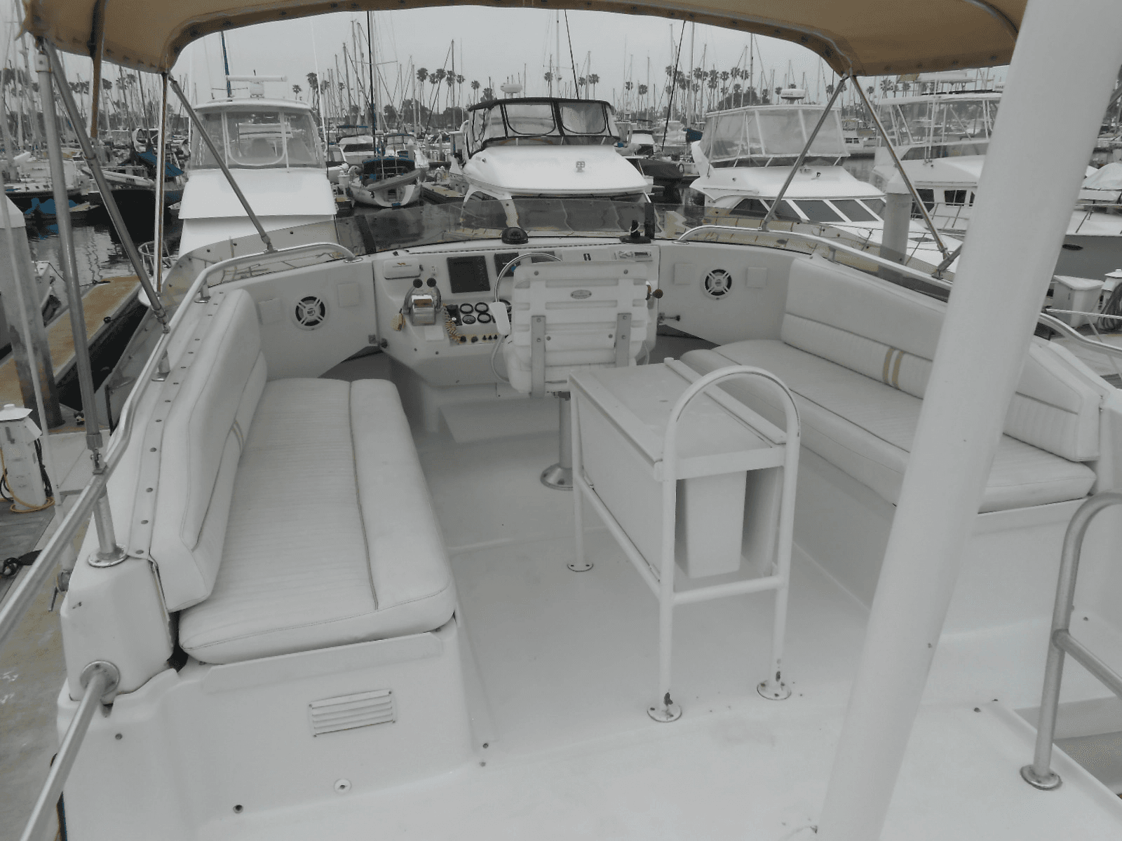 1997 Mainship 350