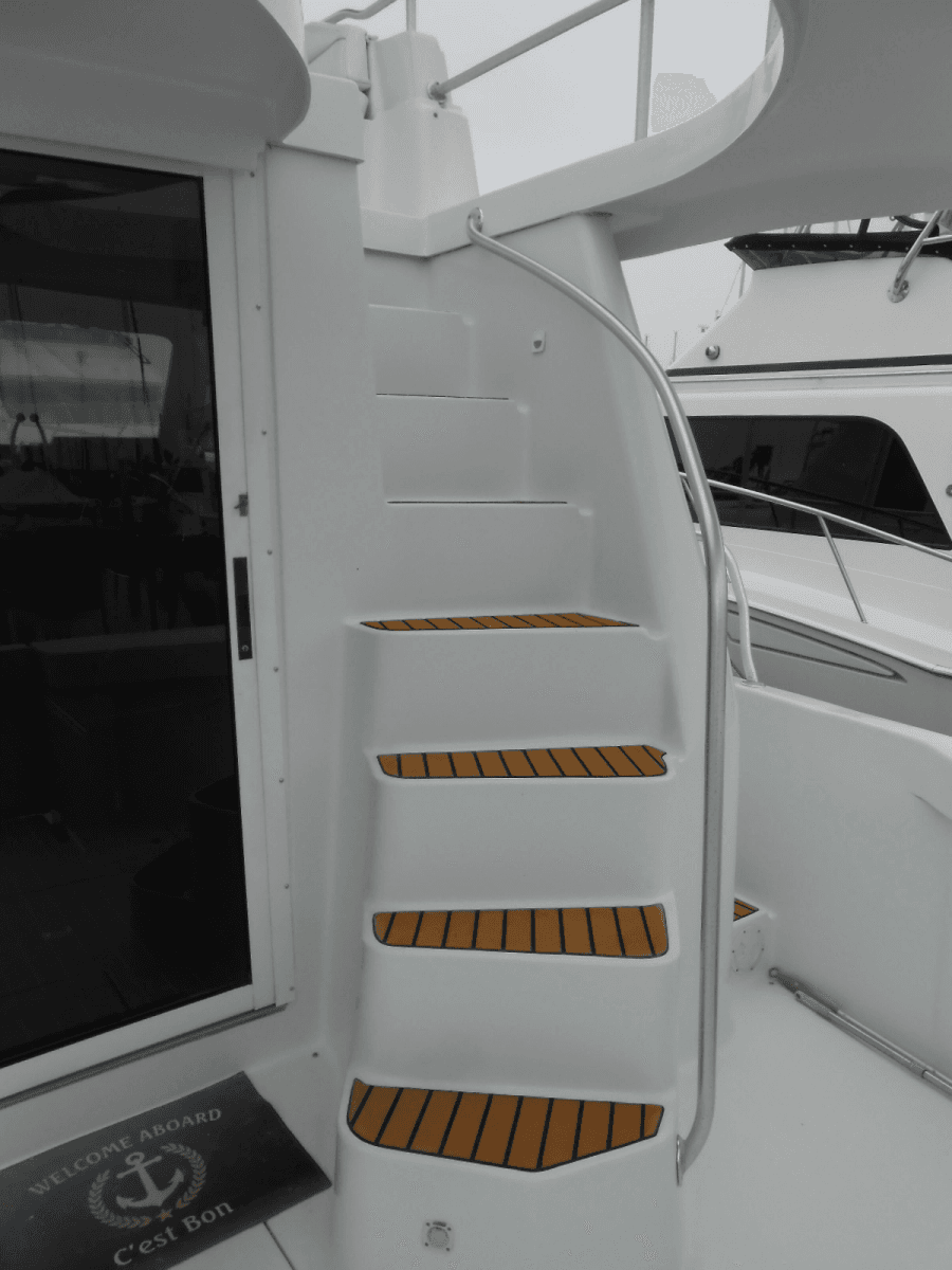1997 Mainship 350