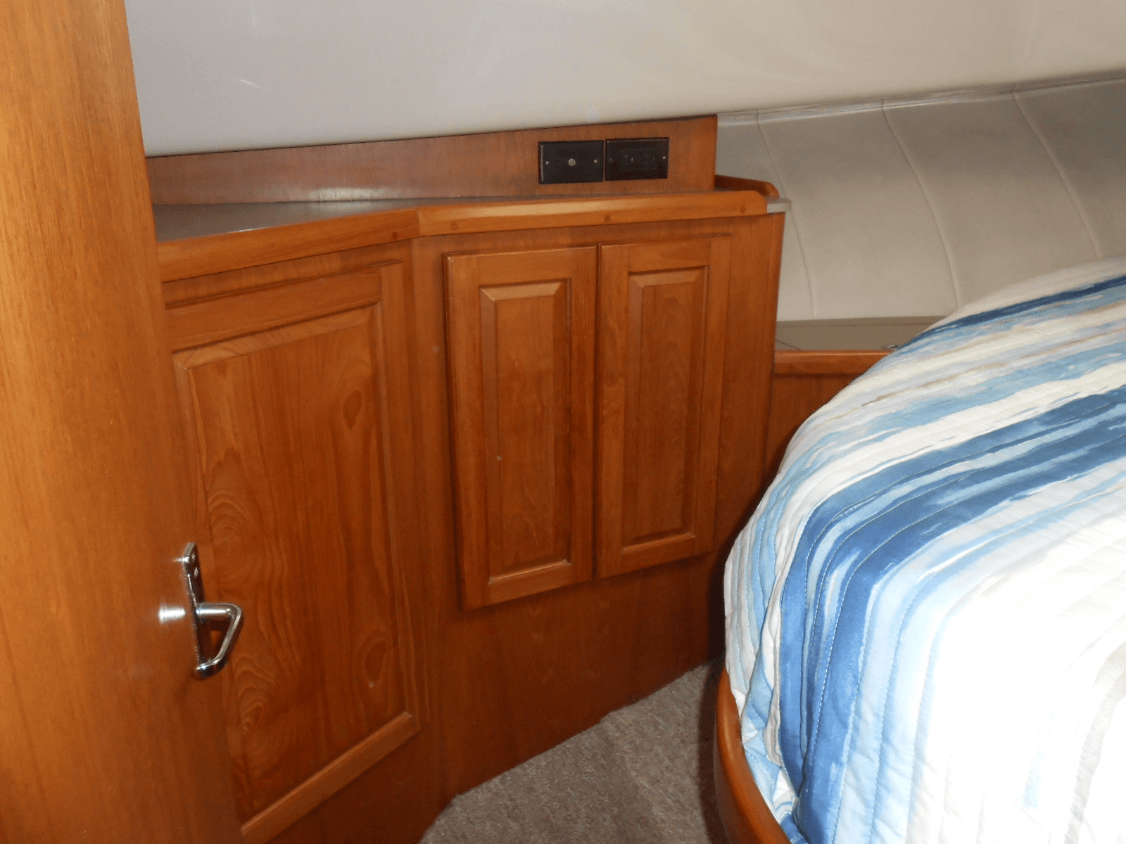 1997 Mainship 350