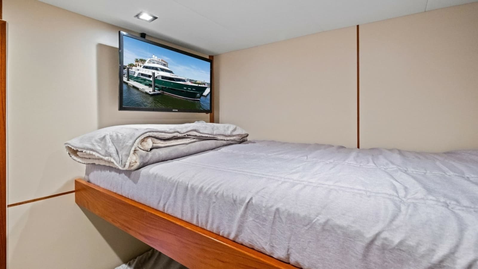 2024 Marlow 90 V - Artemis II
